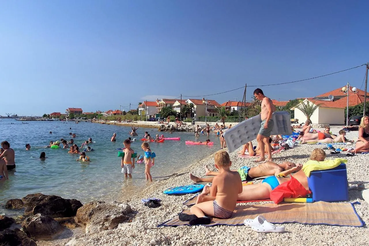 Apartments With A Parking Space Bibinje, Zadar - 15178 كرواتيا